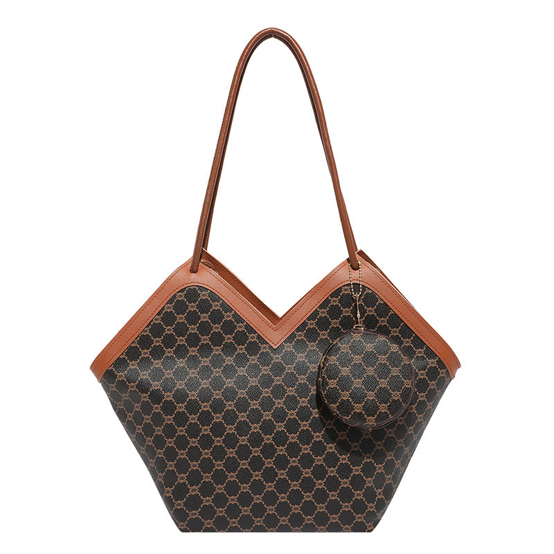Damen Einkaufstasche mit elegantem V-Design und praktischem Anhänger Nord Taschen