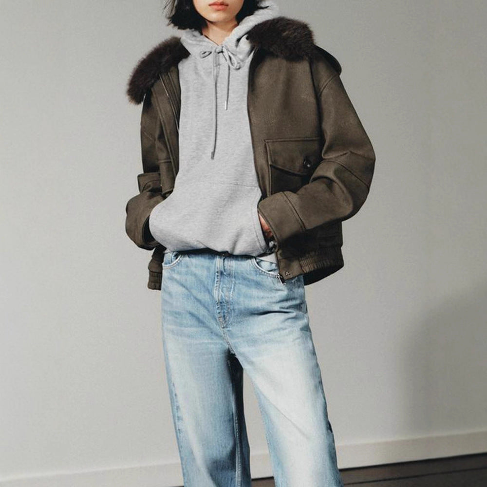 Damen Kurzjacke im Aviator‑Style mit Kunstpelzkapuze und aufgesetzten Pattentaschen Nord Taschen