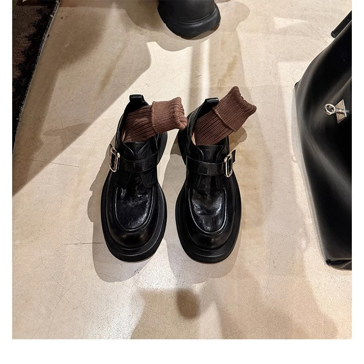 Damen Chunky-Loafer mit markanter Plateausohle und dekorativem Schnallenriemen Nord Taschen