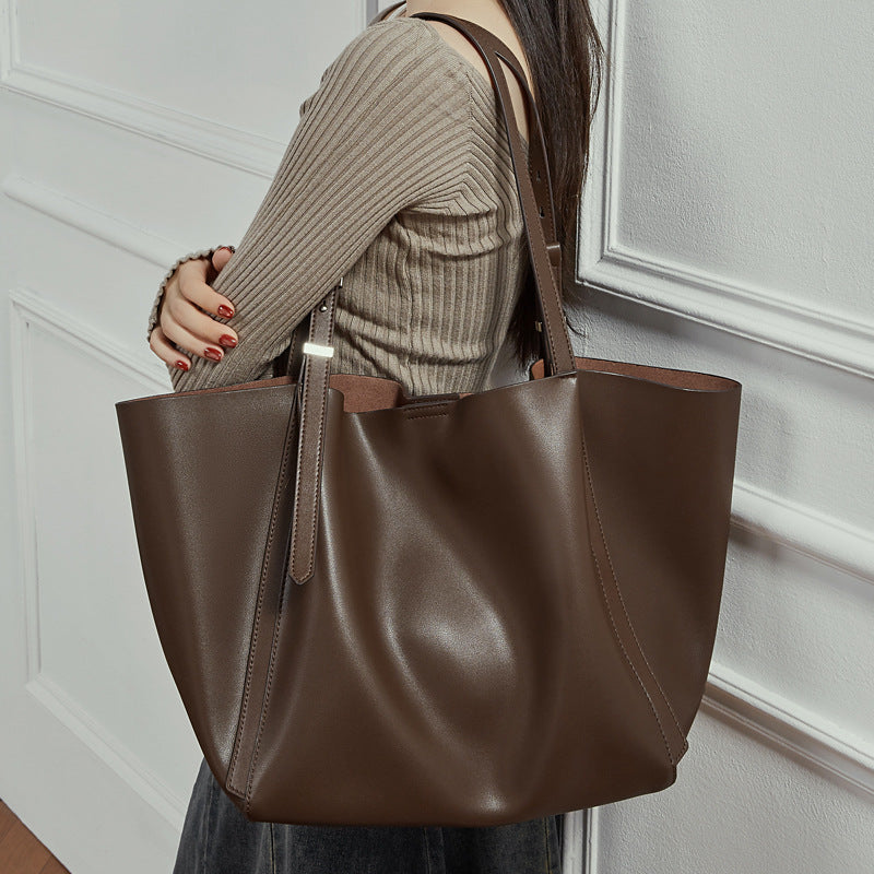Damen Tote-Tasche mit elegantem Design und abnehmbaren Schulterriemen Nord Taschen