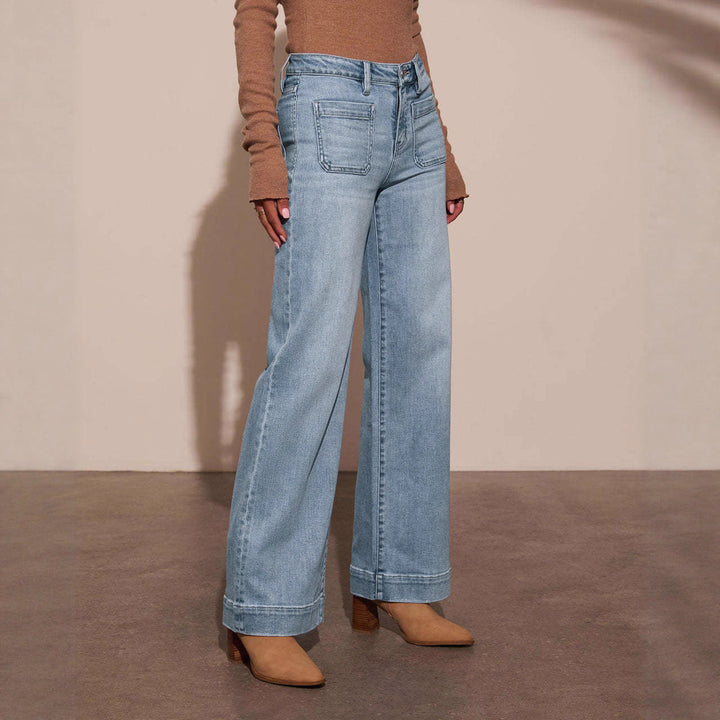 Damen Weit geschnittene Jeans mit hohen Taschen und elegantem Auftritt