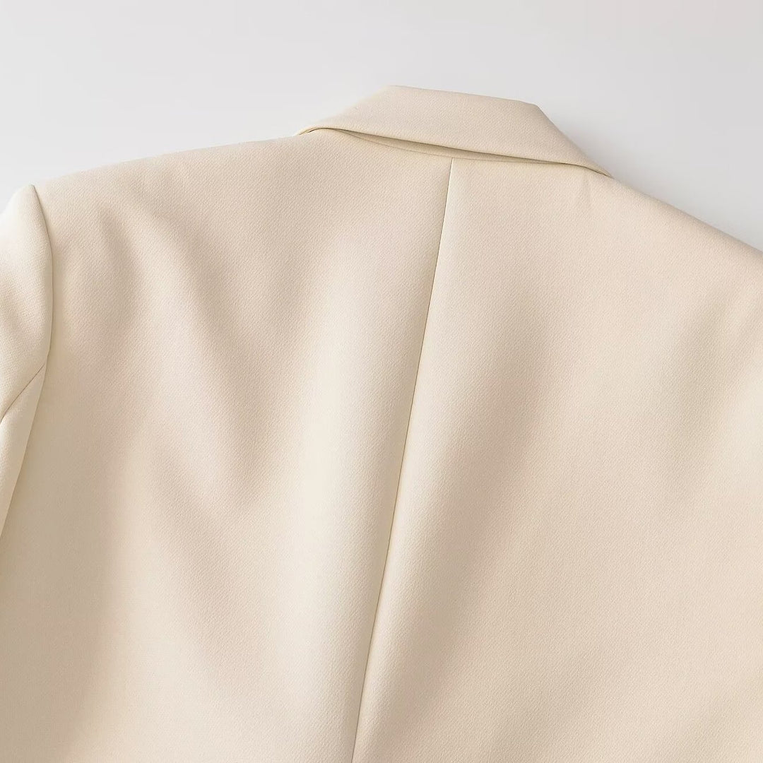 Damen Doppelreihiger Longblazer mit Reverskragen, tailliertem Schnitt und Pattentaschen Nord Taschen