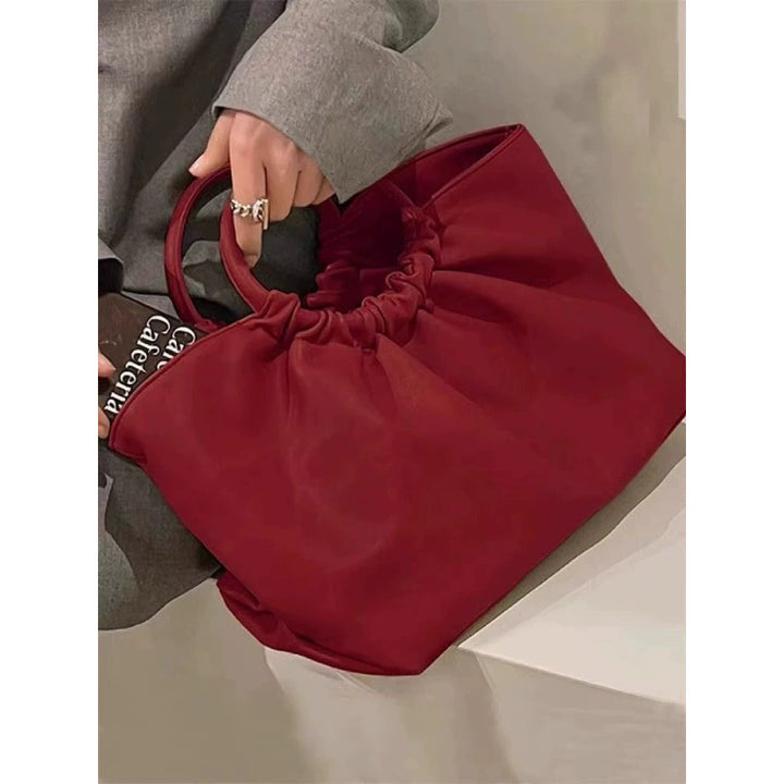 Damen Hobo-Tasche mit eleganter Raffung und robustem Kunstleder Nord Taschen
