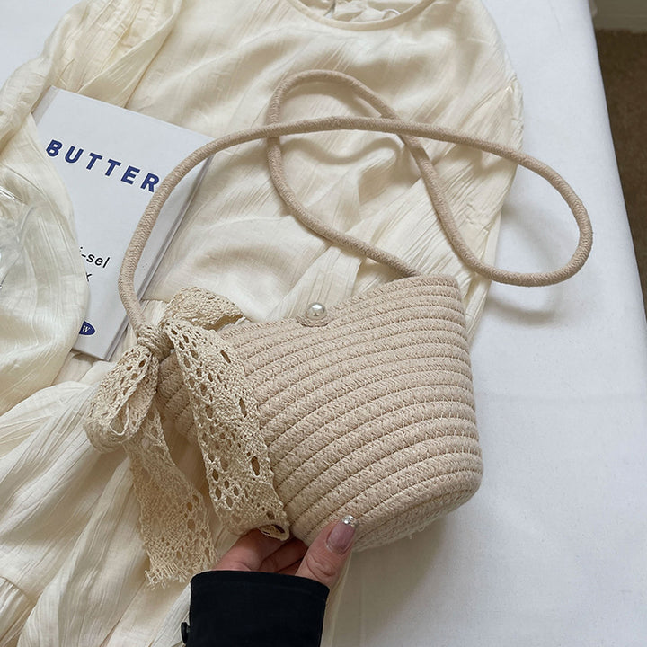 Damen Strick-Umhängetasche mit dekorativem Spitzenband Nord Taschen