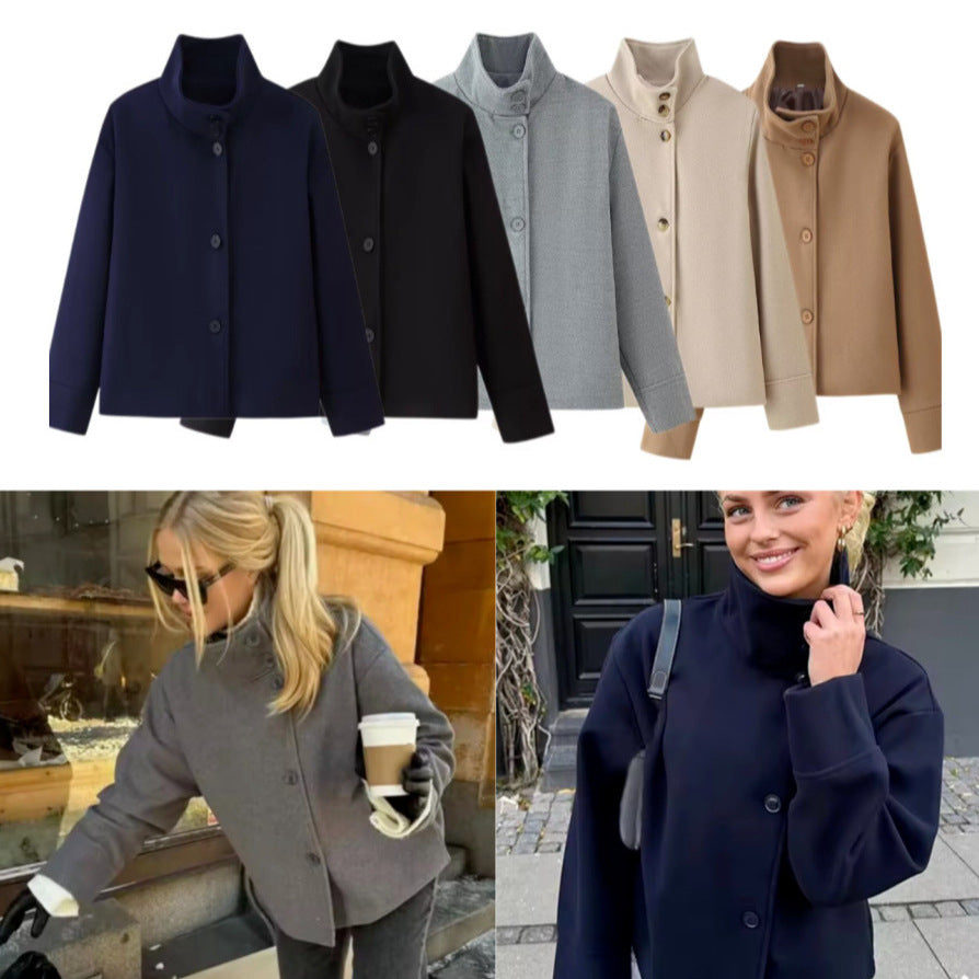 Damen 60+ Boxy‑Kurzjacke mit hohem Stehkragen und verdeckter Knopfleiste Nord Taschen