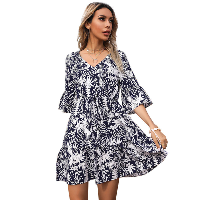 Damen V-Ausschnitt Tailliertes Sommerkleid mit Volantärmeln und tropischem Print Nord Taschen