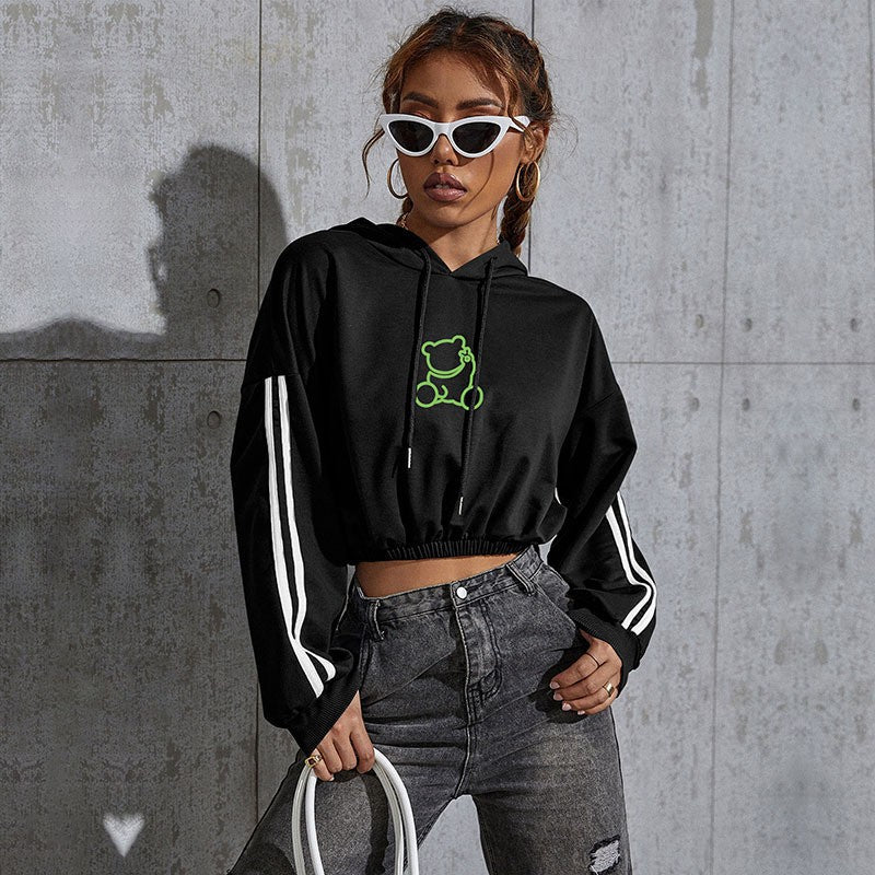 Damen Cropped Hoodie mit Bärchen-Print und Streifen Nord Taschen