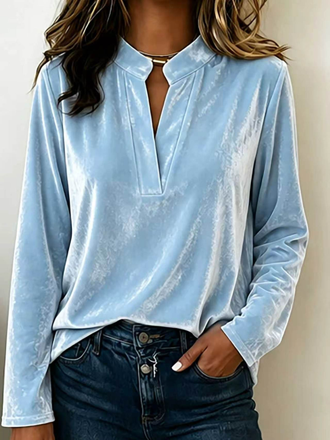 Damen Samtbluse mit Stehkragen, tiefem V-Ausschnitt und lockerem Langarm-Schnitt Nord Taschen