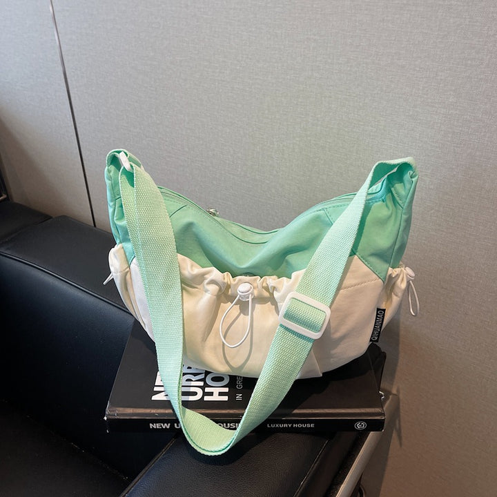 Damentasche mit innovativem Kordelzug und praktischem Innenlayout Nord Taschen