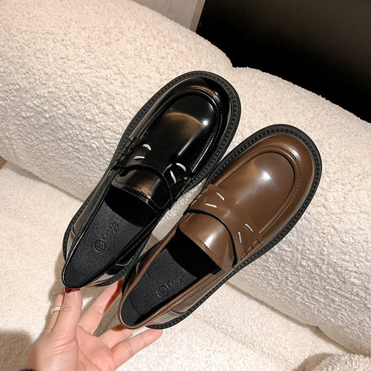 Damen Glänzende Penny‑Loafer im Retro‑Chunky‑Look mit sculpted Plateau‑Sohle Nord Taschen