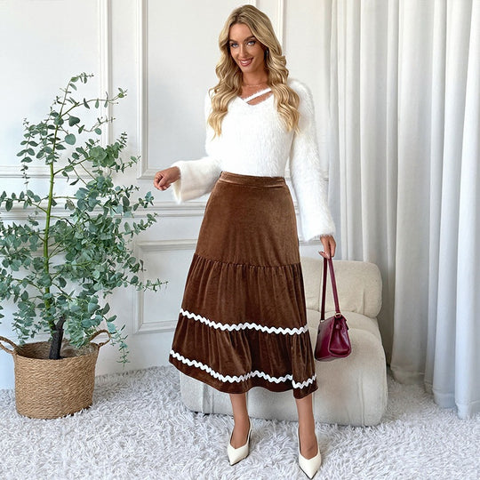 Damen Taillierter Samt‑Midirock mit Stufen‑Volants und Zierborte Nord Taschen