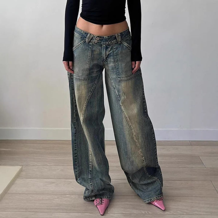 Damen weite Low-Rise Baggy-Jeans mit markanten V‑Nahtpaneelen und aufgesetzten Fronttaschen Nord Taschen