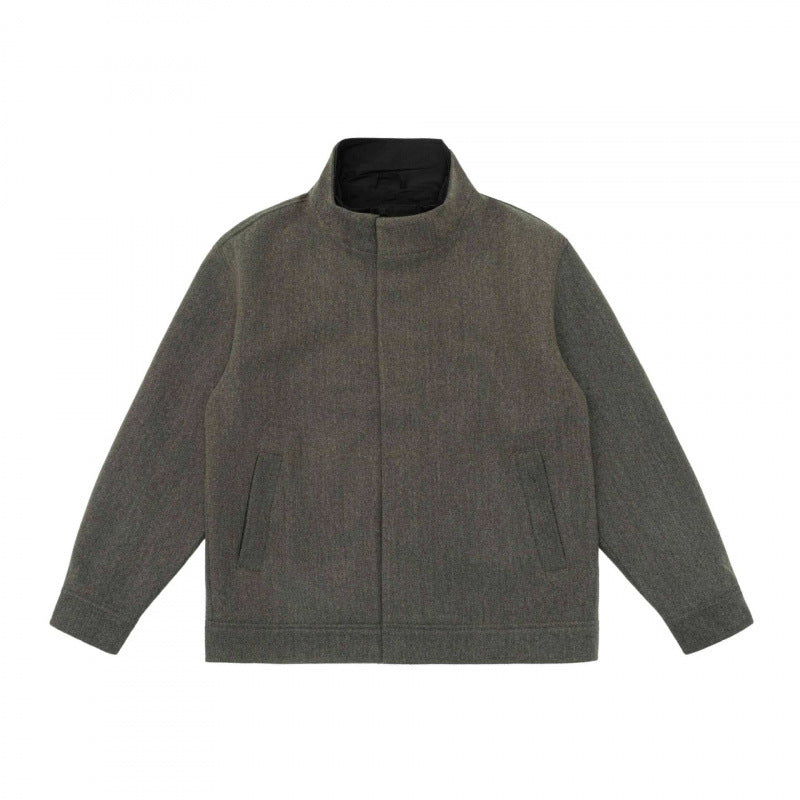 Herren Kurz geschnittene Wollmix‑Blousonjacke mit Stehkragen, verdeckter Knopfleiste und schlichter Silhouette Nord Taschen