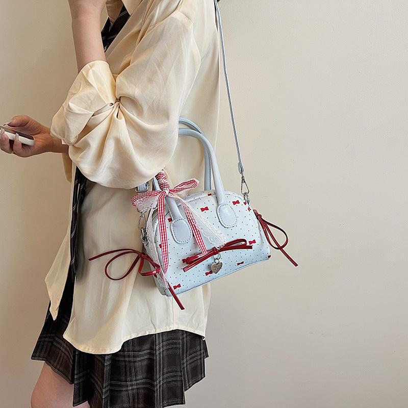 Damen Mini-Tasche mit verspieltem Design und charmanten Details Nord Taschen