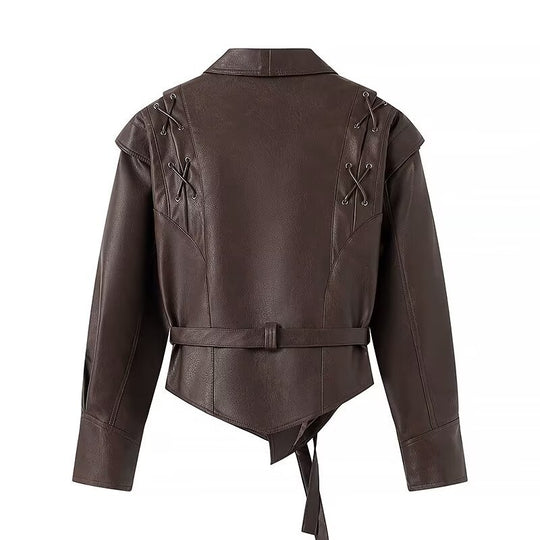 Damen Wickel-Lederjacke mit Taillengürtel, betonter Schulterpartie und femininer Silhouette Nord Taschen
