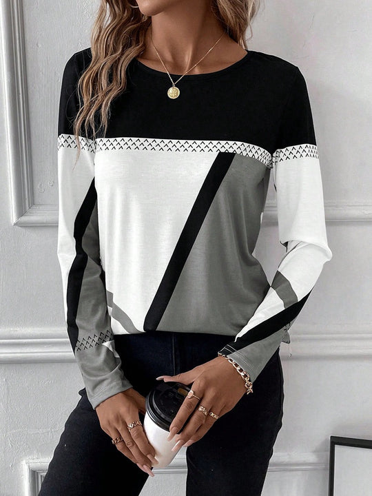 Damen Langarmshirt mit grafischem Colorblock-Design und Rundhals Nord Taschen