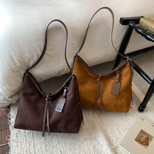 Damen Hobo-Tasche aus hochwertigem Leder mit minimalistischem Design Nord Taschen
