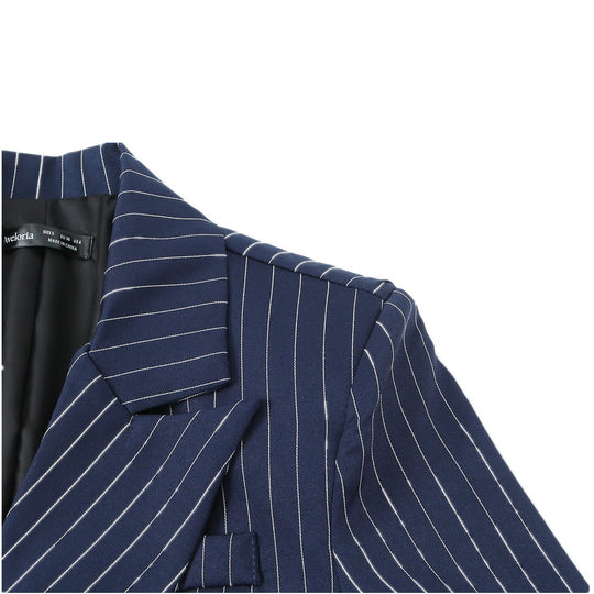 Damen Taillierter Nadelstreifen-Blazer mit asymmetrischem Revers und Pattentaschen Nord Taschen
