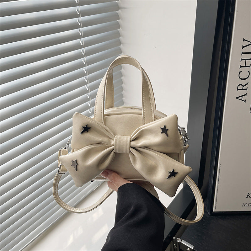 Damen Designer Handtasche mit verspieltem Schleifenakzent Nord Taschen