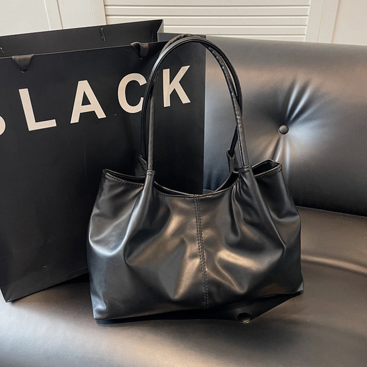 Damen Hobo-Tasche aus geschmeidigem Kunstleder mit elegantem Faltendesign Nord Taschen 1784088805