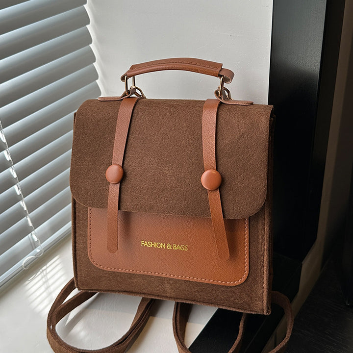 Damen Rucksacktasche mit modischem Plüsch-Anhänger Nord Taschen