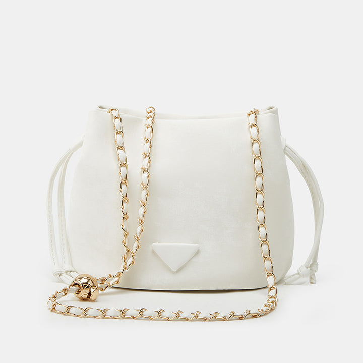 Damen Hobo-Tasche mit eleganter Kettenverzierung und modischem Design Nord Taschen
