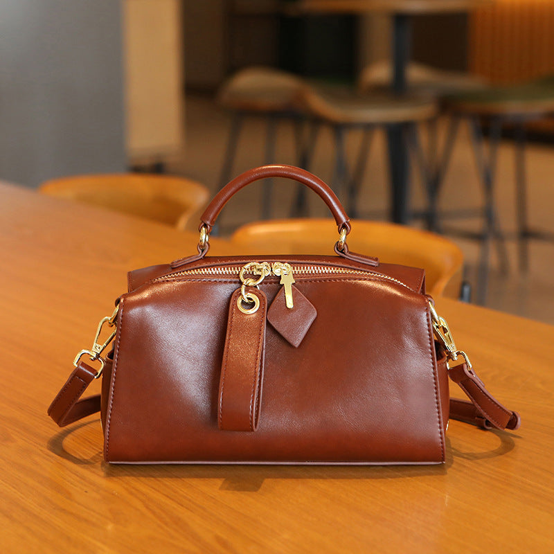 Damen Handtasche mit elegantem Reißverschluss und abnehmbaren Schulterriemen Nord Taschen