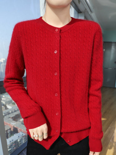 Damen Kurzgeschnitteter Feinstrick-Cardigan mit dezenter Struktur und Rundhalsausschnitt Nord Taschen