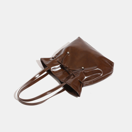 Damen elegante Beuteltasche mit verspieltem Kordelzug Nord Taschen