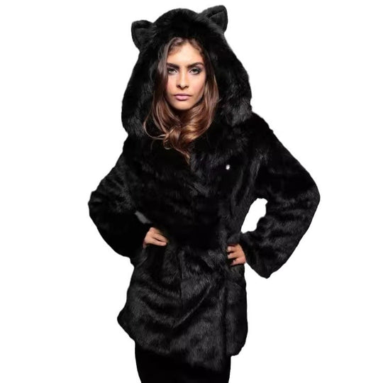 Damen Kurze Kapuzenjacke aus veganem Hochflor-Kunstpelz mit Katzenohren und taillierter Silhouette Nord Taschen