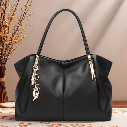 Damen Hobo-Tasche mit luxuriösem Kunstleder und eleganten Detailverzierungen Nord Taschen