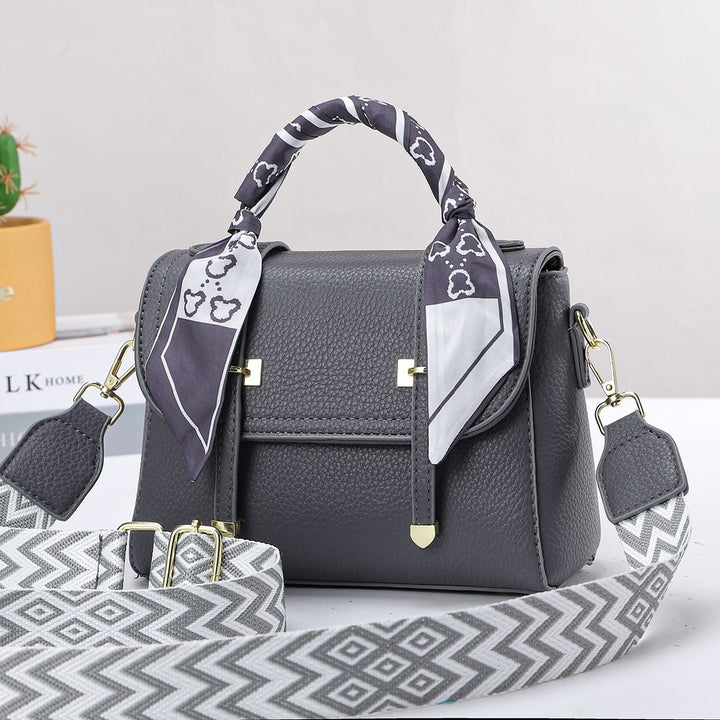 Damen Handtasche mit modischem Schal-Akzent Nord Taschen