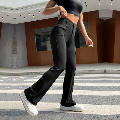 Damen hochgeschnittene Cargo-Hose mit frontnaht, ausgestelltem Bein und aufgesetzten Pattentaschen Nord Taschen