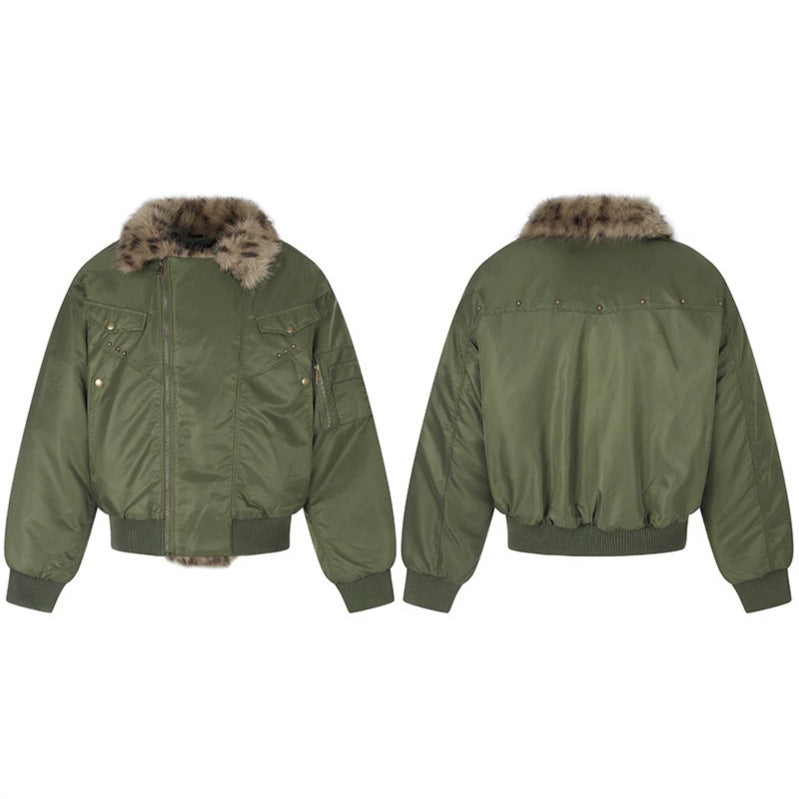 Damen wattierte Bomberjacke mit Kunstpelzkragen und Utility‑Details Nord Taschen