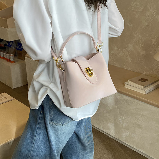 Damen Minibag mit elegantem Verschluss Nord Taschen