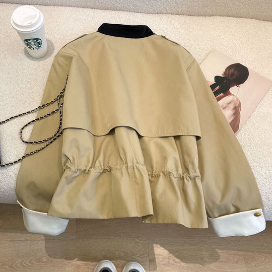 Damen Utility-Jacke mit Kordelzugtaillierung, Pattentaschen und goldenen Zierknöpfen Nord Taschen