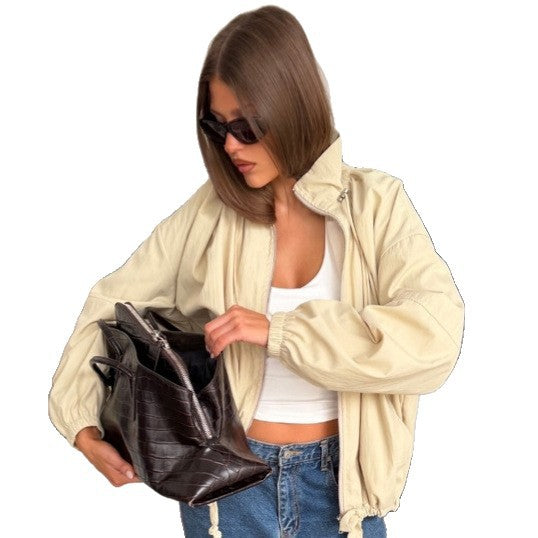 Damen Oversize Windjacke mit hohem Stehkragen, Tunnelzug-Schulterpasse und Ballonärmeln Nord Taschen