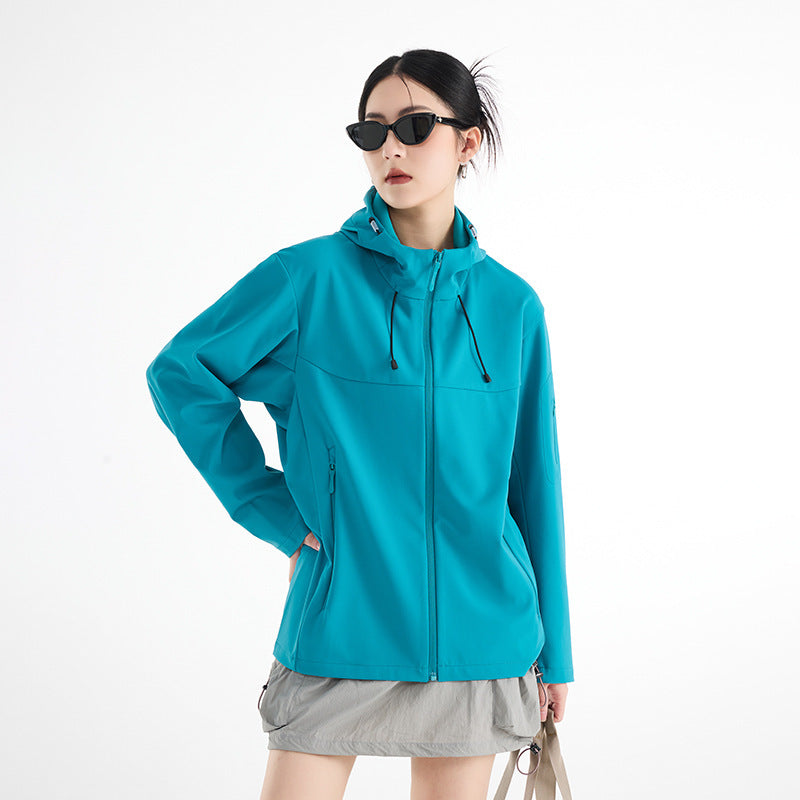 Damen Atmungsaktive Softshell-Regenjacke mit Kapuze, winddicht und minimalistischer Tech-Optik Nord Taschen