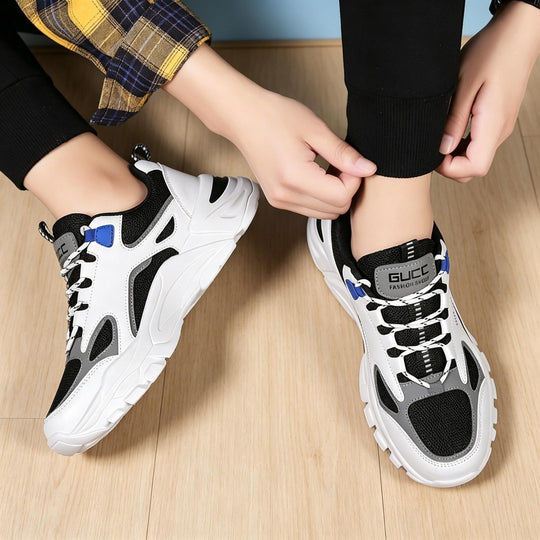 Herren Sportliche Sneakers im futuristischen Design Nord Taschen