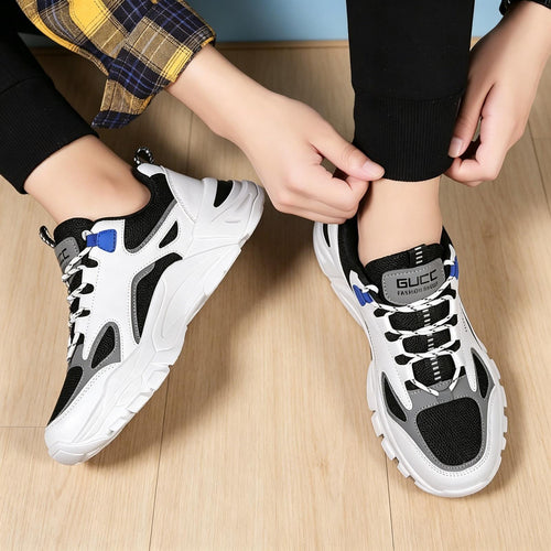 Herren Sportliche Sneakers im futuristischen Design Nord Taschen