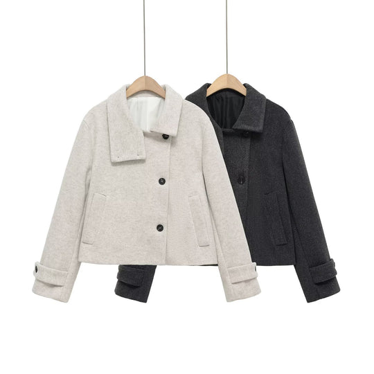 Damen Kurze Wollmischjacke mit Umschlagkragen, Kastenform und verstellbaren Manschetten Nord Taschen