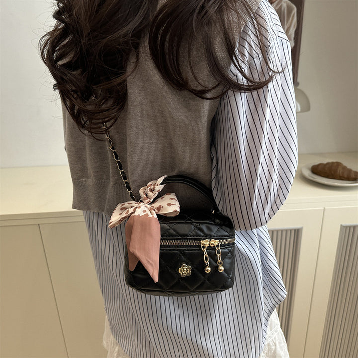 Damen Mini-Koffer-Handtasche mit eleganter Schleifendekoration Nord Taschen