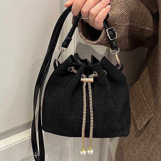 Damen Beuteltasche mit elegantem Schnürverschluss Nord Taschen