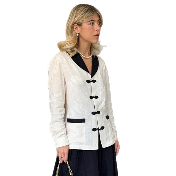 Damen Taillierte Jacquard-Jacke mit Kontrastkragen und Knotenverschlüssen Nord Taschen