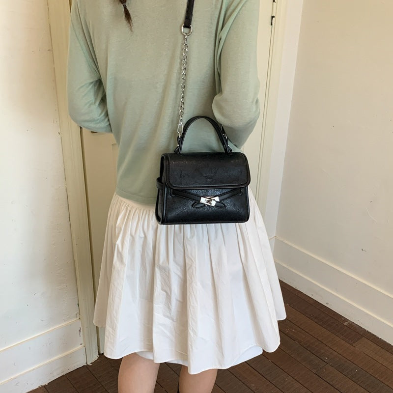 Damen modische Mini-Handtasche mit dekorativem Magnetverschluss Nord Taschen