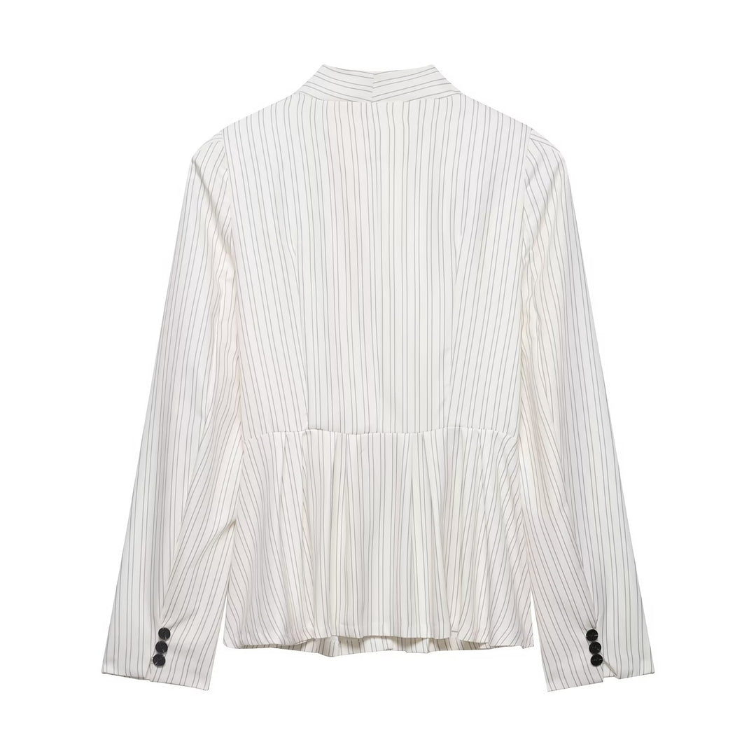 Damen Taillierter Blazer mit Schalkragen, feinen Nadelstreifen und Taillenbetonung Nord Taschen