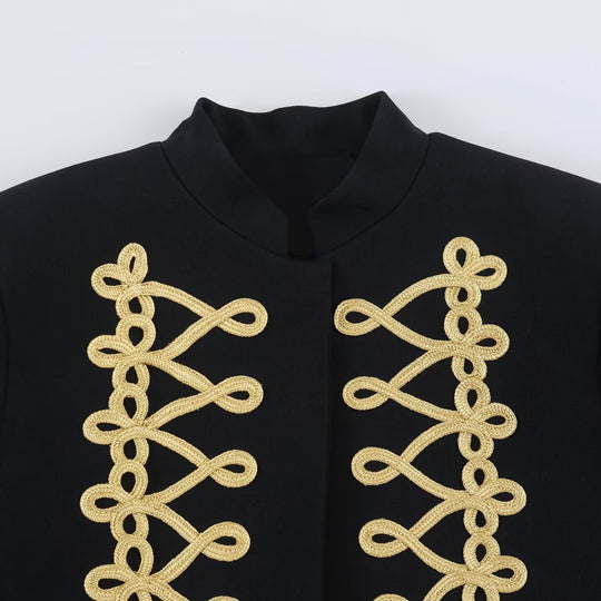 Damen Kurzjacke im Matrosenstil mit Goldkordelapplikation und Stehkragen Nord Taschen