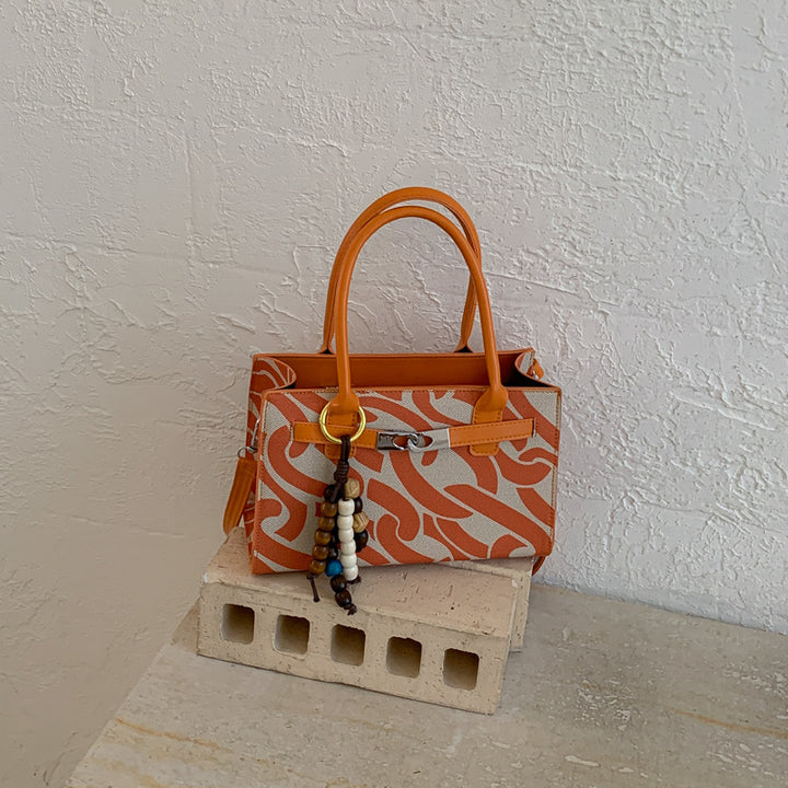 Damen Designer Handtasche mit verspieltem Kettenmuster Nord Taschen