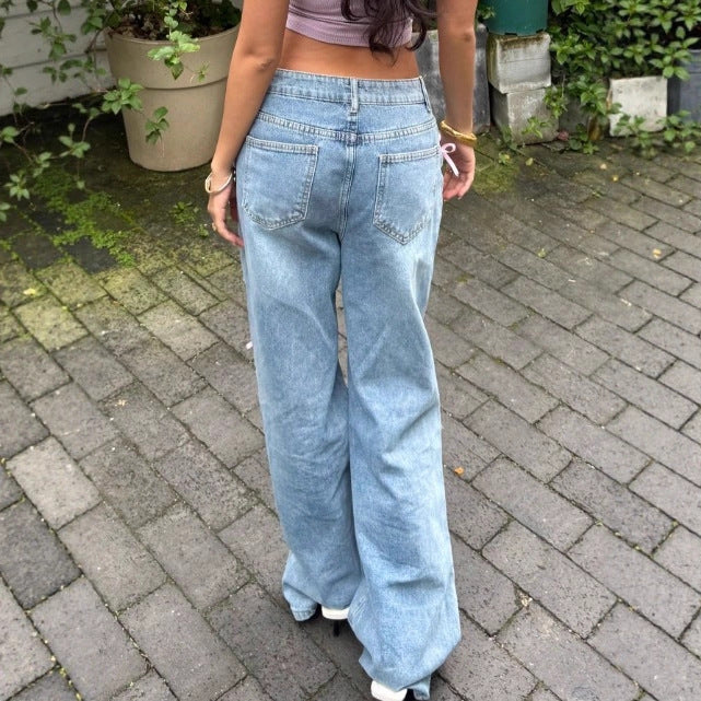 Damen High-Waist Baggy-Jeans mit Vintage-Waschung, Rissen und rosa Schleifenapplikationen Nord Taschen