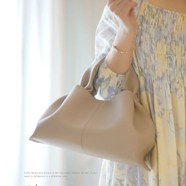 Damen Hobo-Tasche mit elegantem Design und praktischen Fächern Nord Taschen